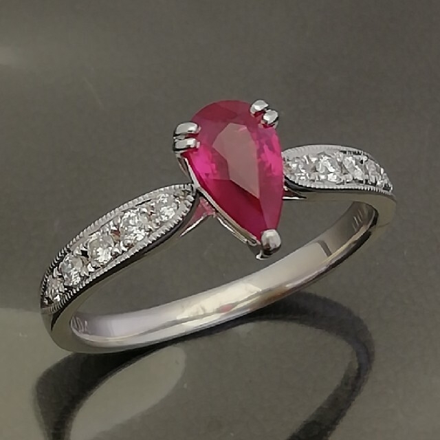 オンラインショップ】 Pt900⚪雫形ルビー1.04ct✨ダイヤ0.19ct