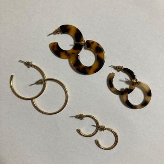 エイチアンドエム(H&M)のピアス4セット(ピアス)