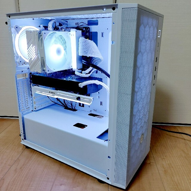 【自作依頼可】白色ゲーミングPC i7-12700F＆RTX4060