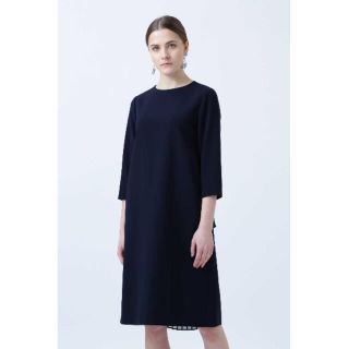 アドーア(ADORE)の【定価5.2万】ADORE アドーア　ソフトダブルクロスワンピース　ネイビー(ひざ丈ワンピース)