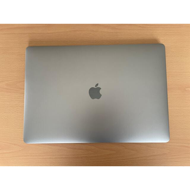 MacBook Pro 15.4インチ 2019年発売