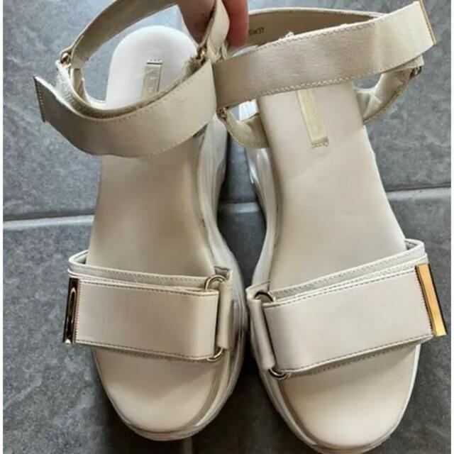 ZARA(ザラ)のルシーダ　スニーカーサンダル レディースの靴/シューズ(サンダル)の商品写真