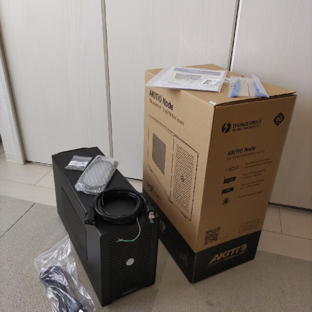 PC周辺機器AKiTiO Node Thunderbolt 3 外付け eGPU BOX