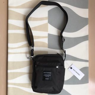 新品 marimekko CASH&CARRY ショルダーバッグ ブラック