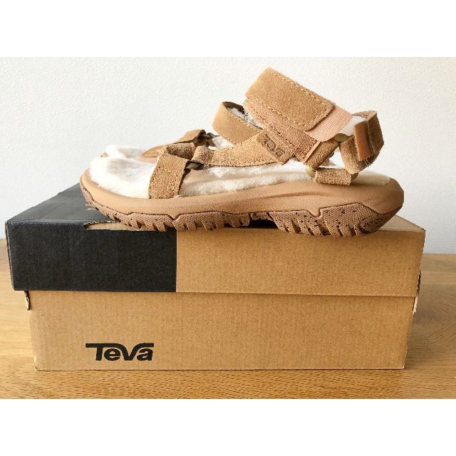 Teva(テバ)の新品 1.4万 TEVA テバ ハリケーンシェアリング スポーツサンダル レディースの靴/シューズ(サンダル)の商品写真