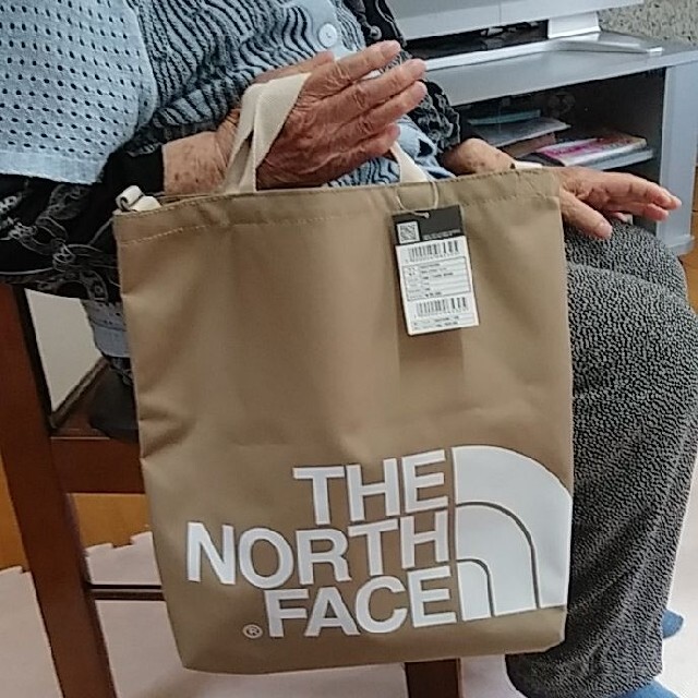 ベージュ【新品】The North Face Tote 2way トートバッグ