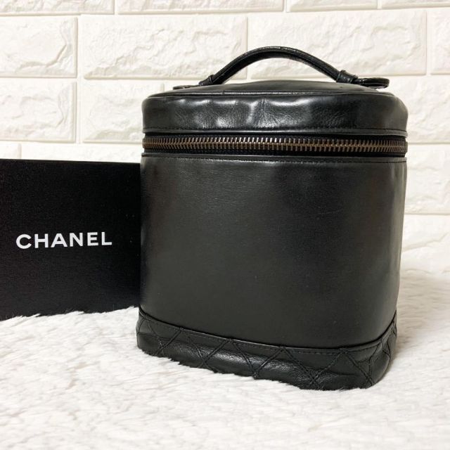 シャネル CHANEL ラムスキン ビコローレ バニティバッグ ココチャーム