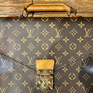 LOUIS VUITTON - 希少 正規 ルイ ヴィトン モノグラム クラッチバッグ