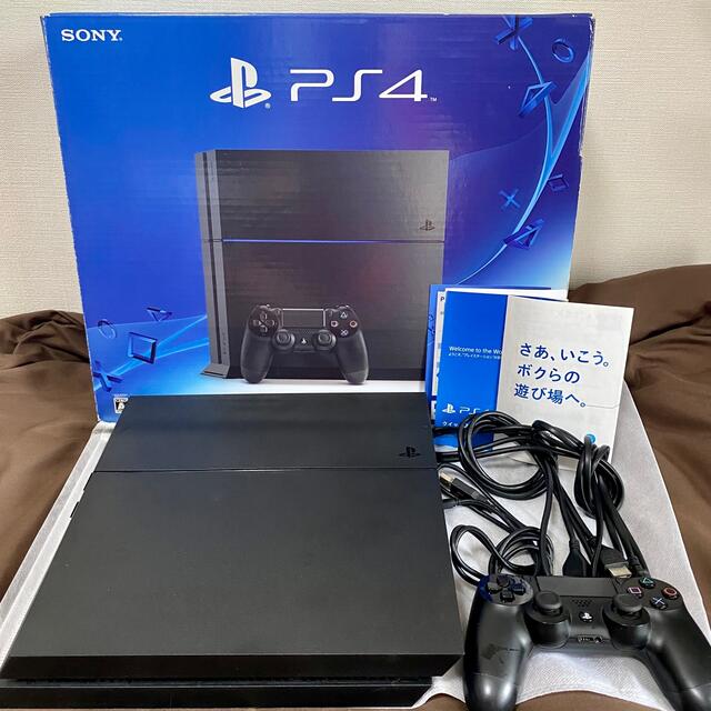 はじめましてPS4本体(500GB)コントローラー付き！！