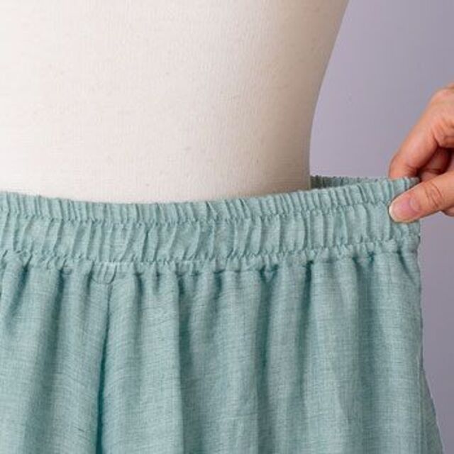 春夏物セール中　スカーチョ　杢グリーン　Lサイズ レディースのスカート(ロングスカート)の商品写真