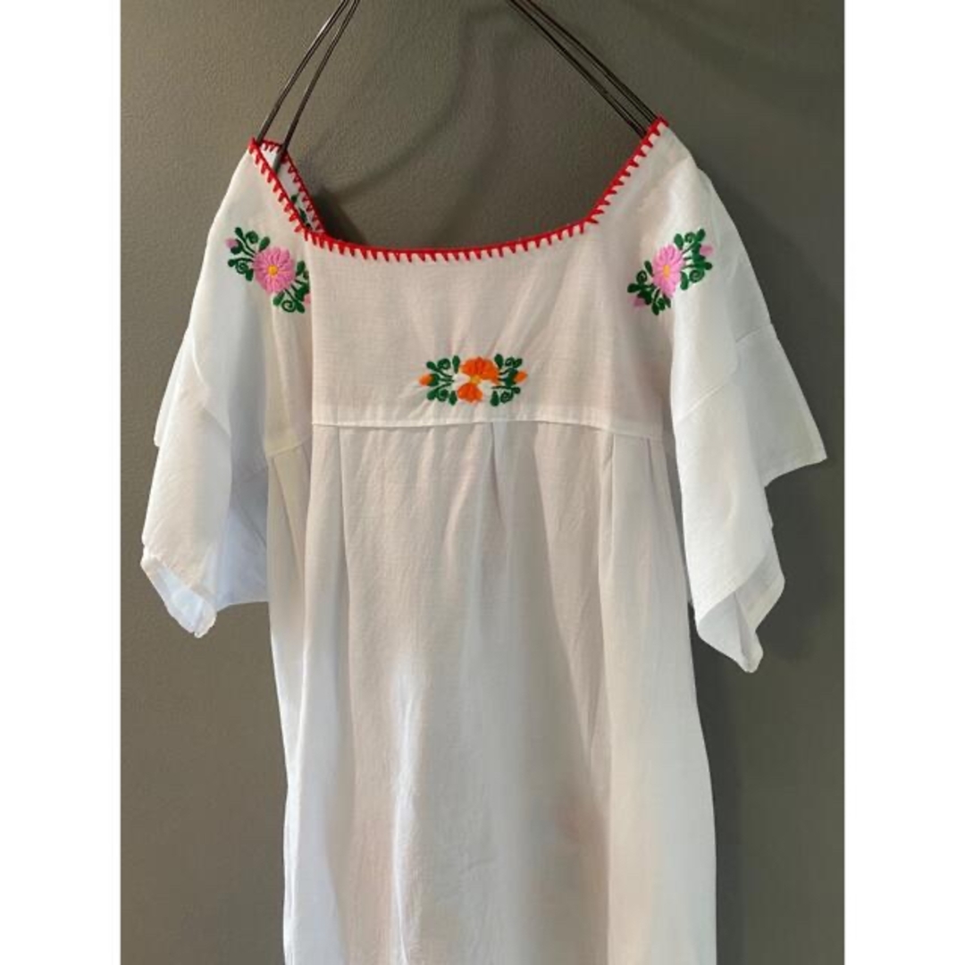 古着 ビンテージ 80s コットン 花柄 刺繍 メキシカン ワンピース 古着 ビンテージ 80s コットン 花柄 刺繍 メキシカン ワンピース