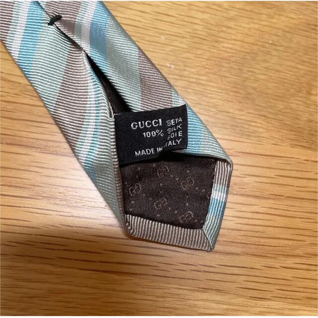 Gucci(グッチ)の【美品】GUCCI グッチネクタイ　ストライプ　高級シルク100% メンズのファッション小物(ネクタイ)の商品写真