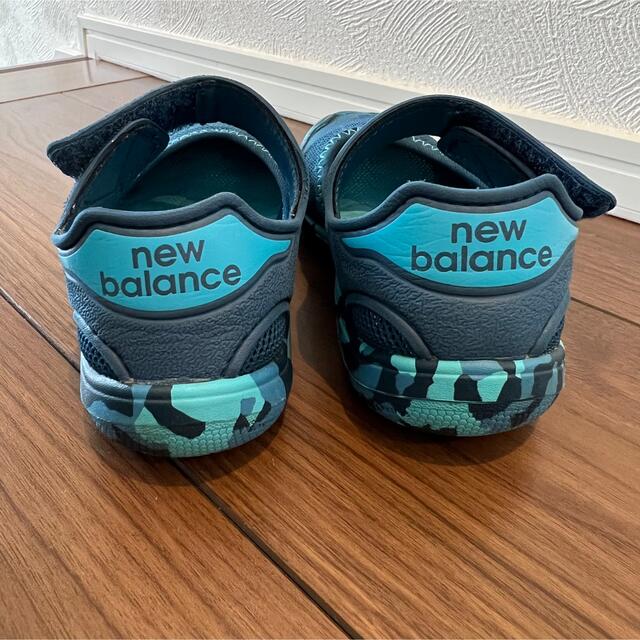 New Balance(ニューバランス)のニューバランス✴︎アクアシューズカムフラ柄18センチ。 キッズ/ベビー/マタニティのキッズ靴/シューズ(15cm~)(サンダル)の商品写真