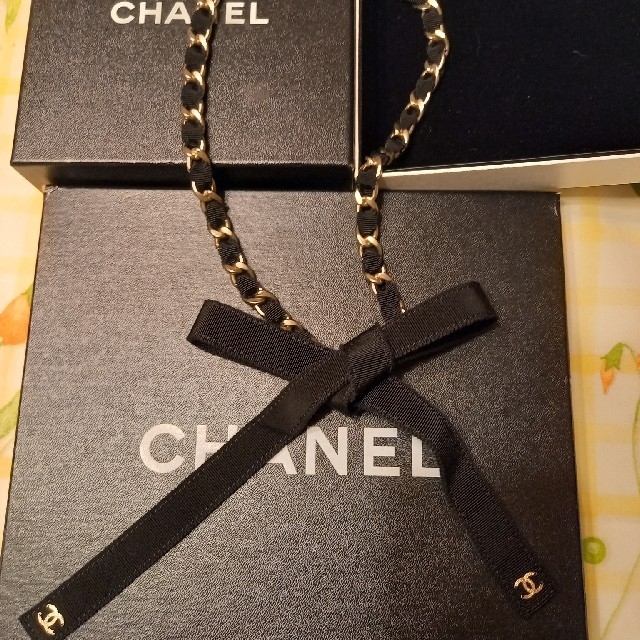 CHANELノベルティー　リボン&チェーン 3