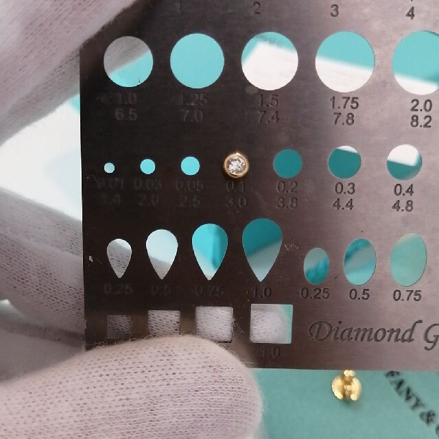 Tiffany & Co. - ティファニー バイザヤード ピアス ダイヤ0.16 Tiffany & Co. - ティファニー バイザヤード ピアス ダイヤ0.16