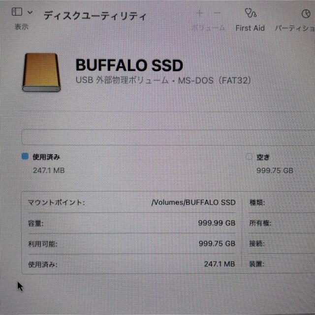 Buffalo(バッファロー)のBUFFALO USB3.1 Gen1 ポータブルSSD 1TB スマホ/家電/カメラのPC/タブレット(PC周辺機器)の商品写真
