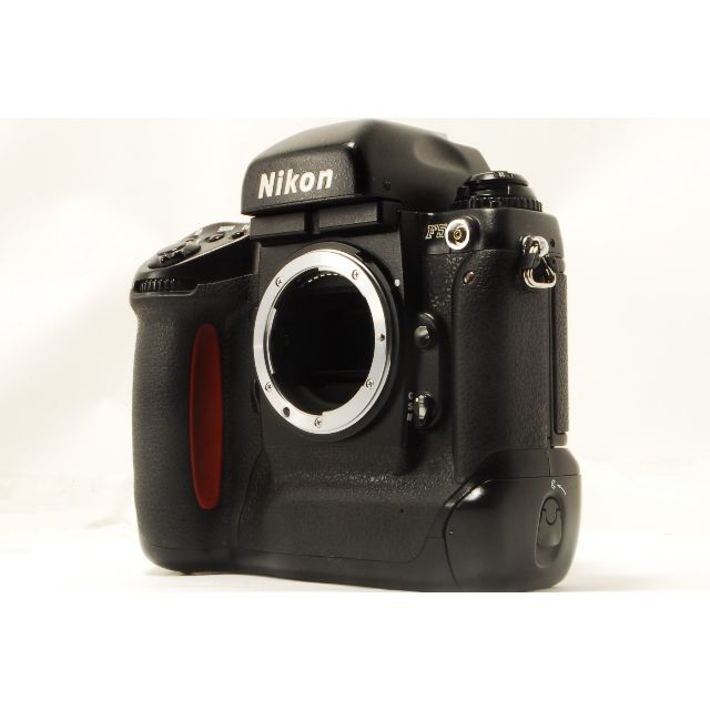 ニコン Nikon F5 一眼レフフィルムカメラ ニコン Nikon F5 一眼レフフィルムカメラ