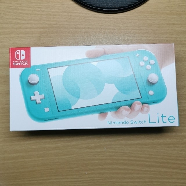 Nintendo Switch(ニンテンドースイッチ)の【新品】任天堂Switch Lite　3点セット エンタメ/ホビーのゲームソフト/ゲーム機本体(家庭用ゲーム機本体)の商品写真