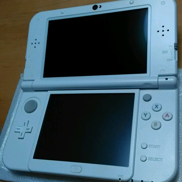 送料無料】美品! 保証期間中! new 3DS LL パールホワイト 即決可 送料無料】美品! 保証期間中! new 3DS LL パールホワイト 即決可