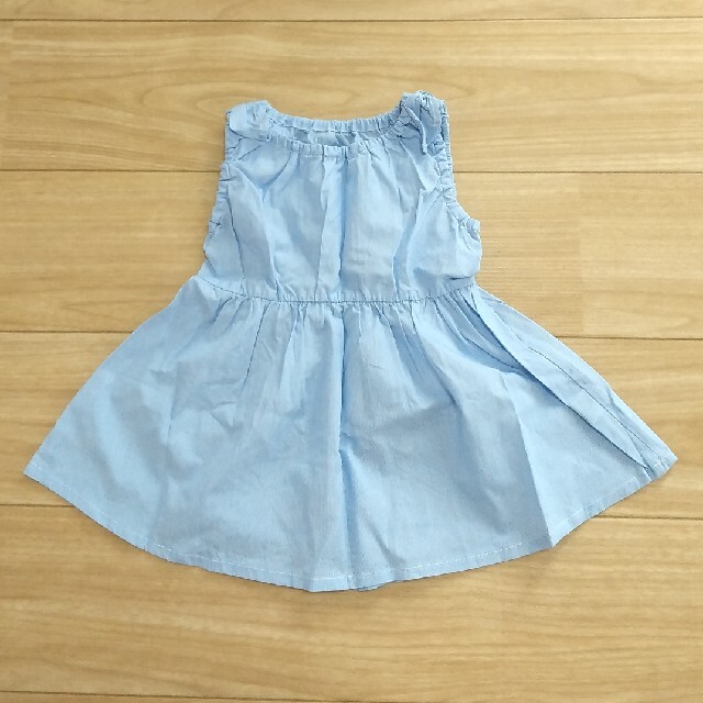 新品　ワンピース　90センチ キッズ/ベビー/マタニティのキッズ服女の子用(90cm~)(ワンピース)の商品写真