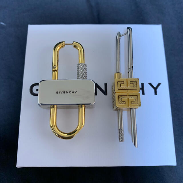 ジバンシィ GIVENCHY ロックアシンメトリー ピアス ピアス メアクセサリー