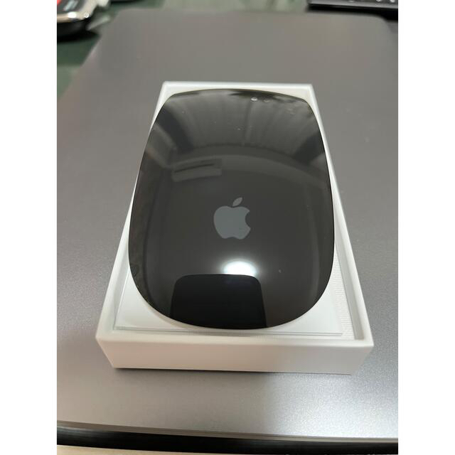 Mac (Apple)(マック)のApple Magic Mouse ブラック MMMQ3J/A スマホ/家電/カメラのPC/タブレット(PC周辺機器)の商品写真