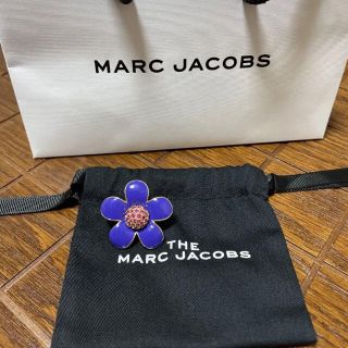 マークジェイコブス(MARC JACOBS)のMARC JACOBS マークジェイコブス　ブローチ(ブローチ/コサージュ)