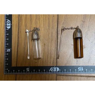 レトロ可愛い サジ付きガラスボトルスニッファー 5ml  (1点)(タバコグッズ)