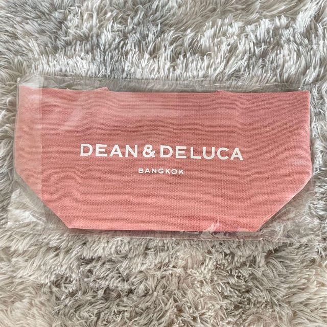 バンコク限定　DEAN&DELUCA ディーンアンドデルカ　エコバッグ レディースのバッグ(ハンドバッグ)の商品写真