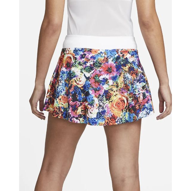 NIKE(ナイキ)の★新品★　NIKE　Nike Club Short Printed Skirt スポーツ/アウトドアのテニス(ウェア)の商品写真