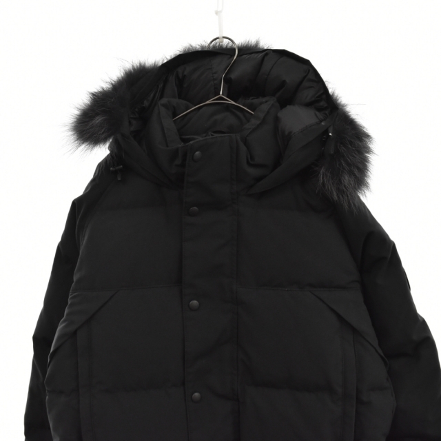 CANADA GOOSE(カナダグース)のCANADA GOOSE カナダグース ダウンジャケット メンズのジャケット/アウター(ダウンジャケット)の商品写真