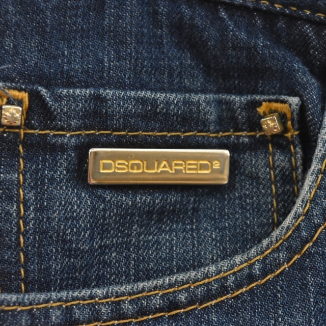 DSQUARED2(ディースクエアード)のDSQUARED2 ディースクエアード バックポケットパッチ付きストレートデニムパンツ インディゴ 71LA086 メンズのパンツ(デニム/ジーンズ)の商品写真