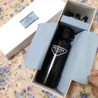 PRADA - 最終 プラダ タンブラー 水筒の通販 by MH's shop|プラダなら