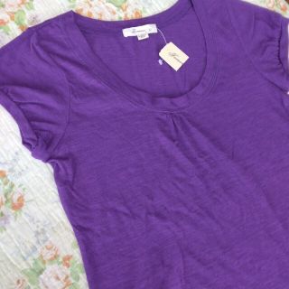 フォーエバートゥエンティーワン(FOREVER 21)のタグ付き！Forever 21 Tシャツ(Tシャツ(半袖/袖なし))