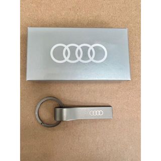 アウディ(AUDI)のAUDI☆アウディ☆キーリング☆新品(キーホルダー)