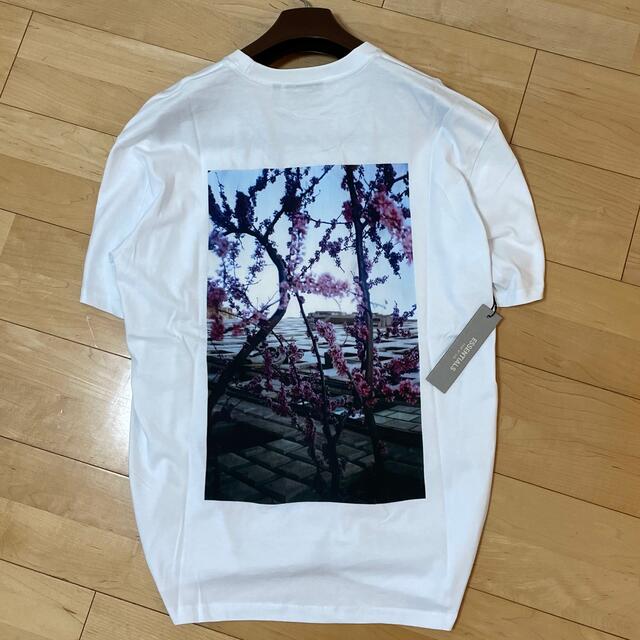 FEAR OF GOD(フィアオブゴッド)の新品ESSENTIALSフォトバックプリントビッグシルエット Tシャツ メンズのトップス(Tシャツ/カットソー(半袖/袖なし))の商品写真