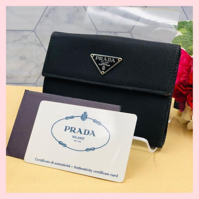 PRADA - ⭐️極美品⭐ PRADA 財布 三角プレート ナイロン 三つ折りの ...