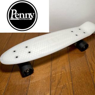 Penny SkateBoard ペニースケートボード 22インチ 蓄光の通販 by ...