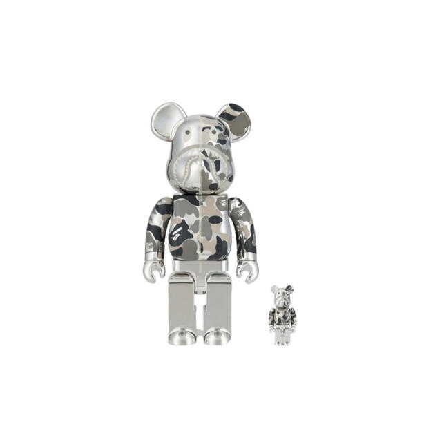 エンタメ/ホビーBearbrick BAPE(R) CAMO SHARK 100％＆400％