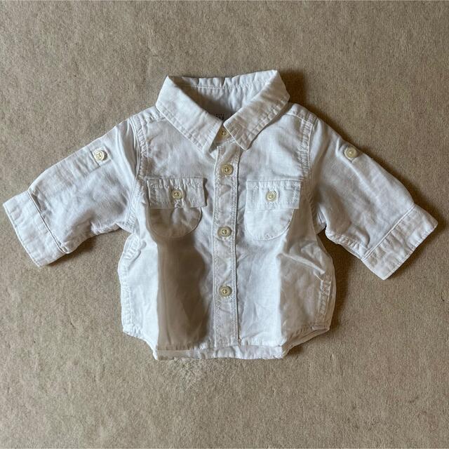 babyGAP(ベビーギャップ)のbaby Gap＊白シャツ0-3m キッズ/ベビー/マタニティのベビー服(~85cm)(シャツ/カットソー)の商品写真