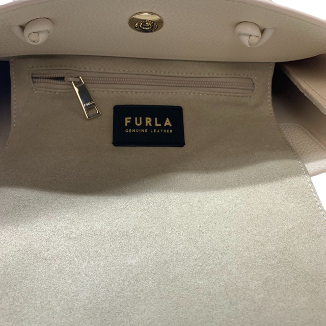 FURLA　 ESSENTIAL フルラ トートバッグ エッセンシャル M