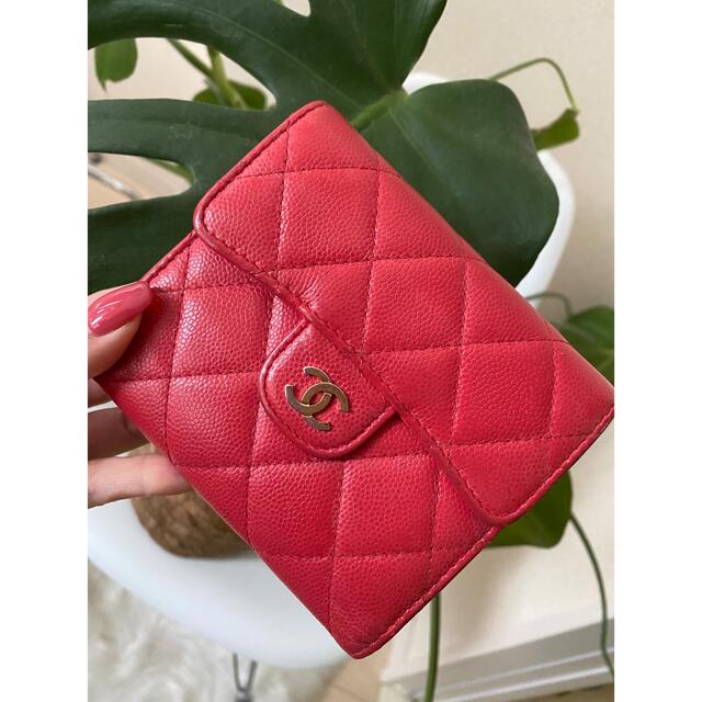 CHANEL 折りたたみ財布　ミニ財布　財布　赤　レッド　三つ折り