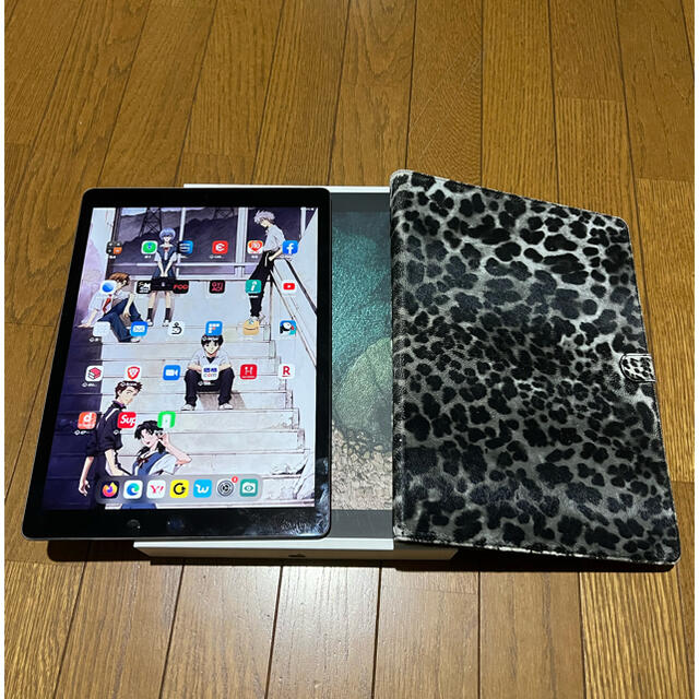 高級ブランド iPad Pro 第2世代 12.9インチ Retinaディスプレイ 512