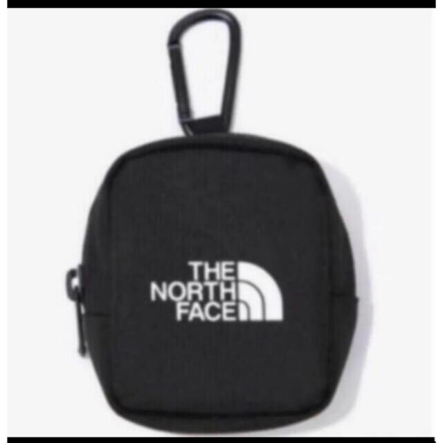 THE NORTH FACE(ザノースフェイス)の【未開封新品】ノースフェイス　ミニポーチ　マルチコインケース　カラビナ付　黒色 レディースのファッション小物(ポーチ)の商品写真