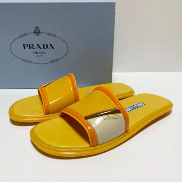 ☆未使用 プラダ PRADA ロゴ ラバー スライド サンダル 35 イタリア製