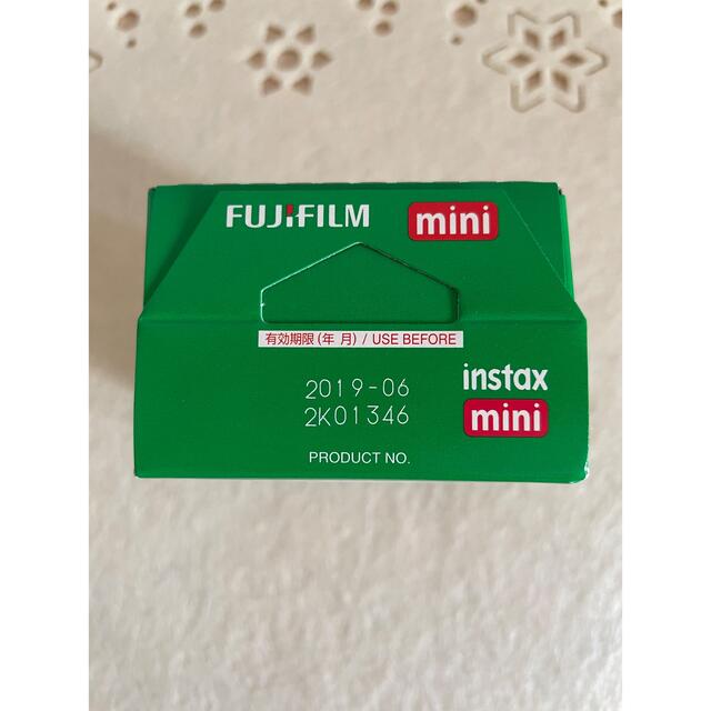 富士フイルム(フジフイルム)の富士フィルム チェキ intax mini8 フィルム20枚付き スマホ/家電/カメラのカメラ(フィルムカメラ)の商品写真