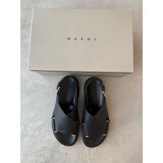 マルニ(Marni)の美品　マルニ　サンダル　ブラック　37 MARNI(サンダル)