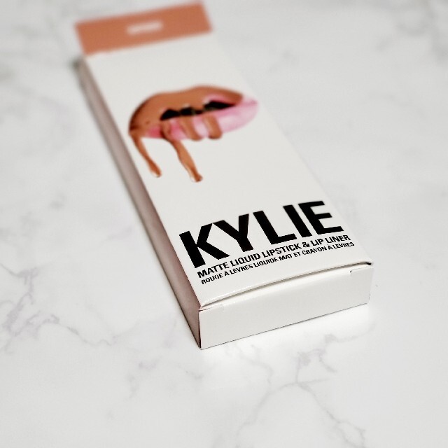 Kylie Cosmetics(カイリーコスメティックス)のKYLIE COSMETICS Lip & Lipライナーセット　Exposed コスメ/美容のベースメイク/化粧品(口紅)の商品写真