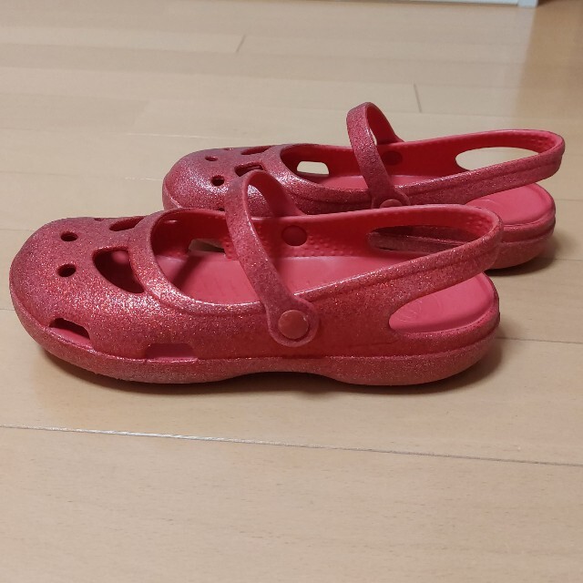 crocs(クロックス)のクロックス　サンダル　19.5cm キッズ/ベビー/マタニティのキッズ靴/シューズ(15cm~)(サンダル)の商品写真