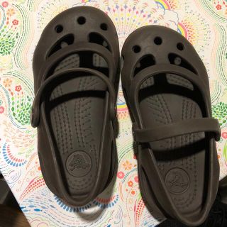 クロックス(crocs)のクロックス　子供用サンダル(サンダル)